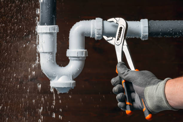 Professional Gas Line Repair technician working in Cookstown, NJ